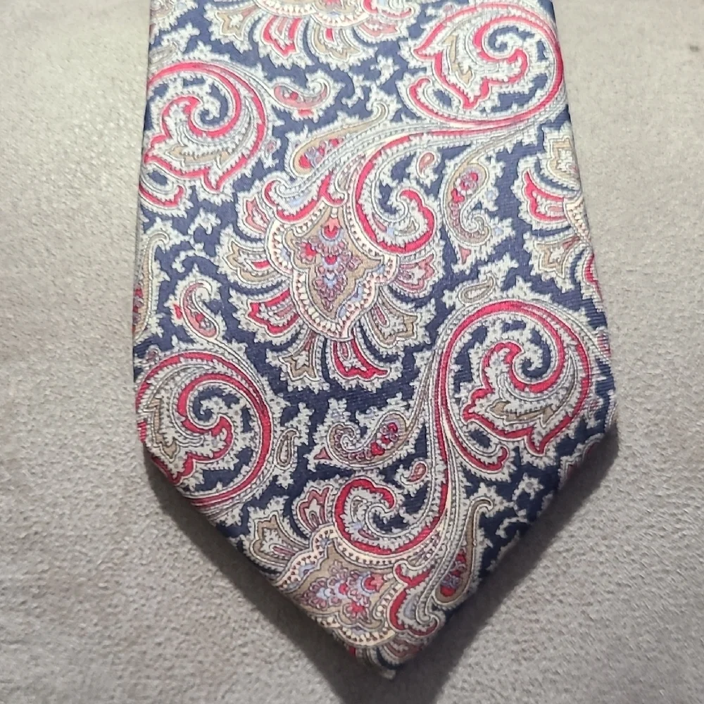 Vtg Christian Dior Paisley Silk‎ Tie All Silk Made In USA Fabric Woven In ITALY